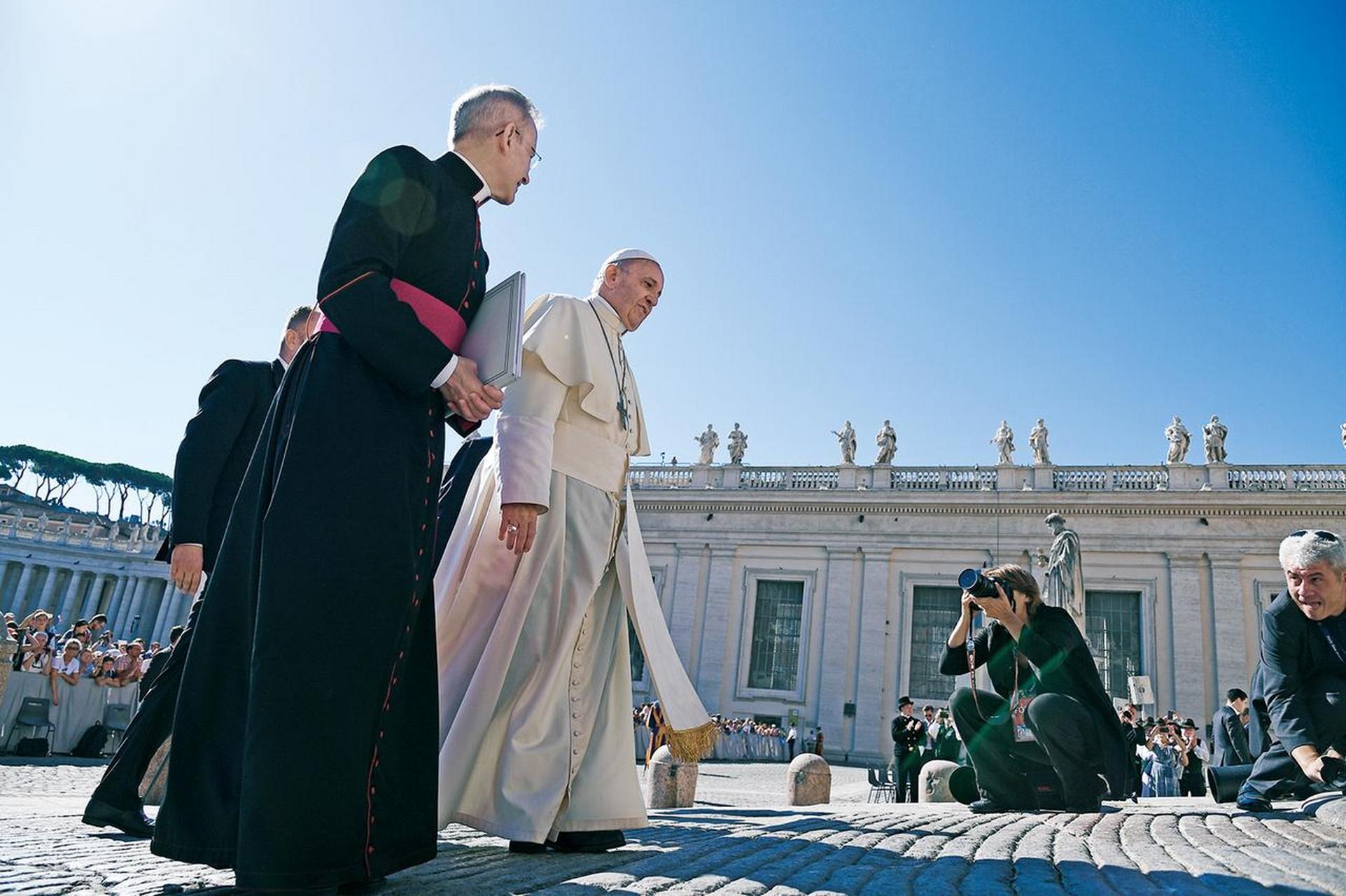 梵蒂冈和台湾建立外交为何延续到现在?
