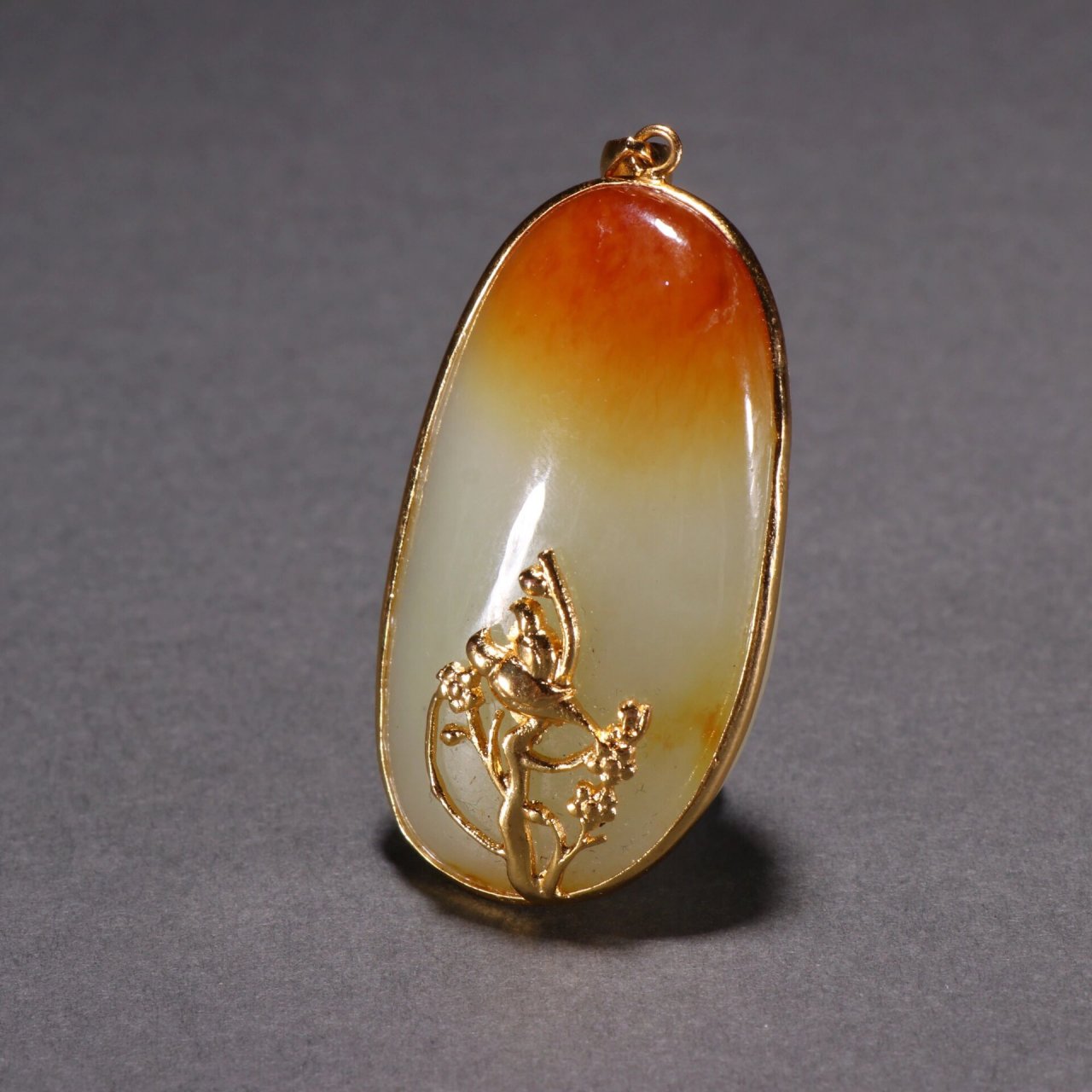 回流 和田玉包金挂坠 规格:高5.3㎝宽2.9㎝厚1.7㎝重40g