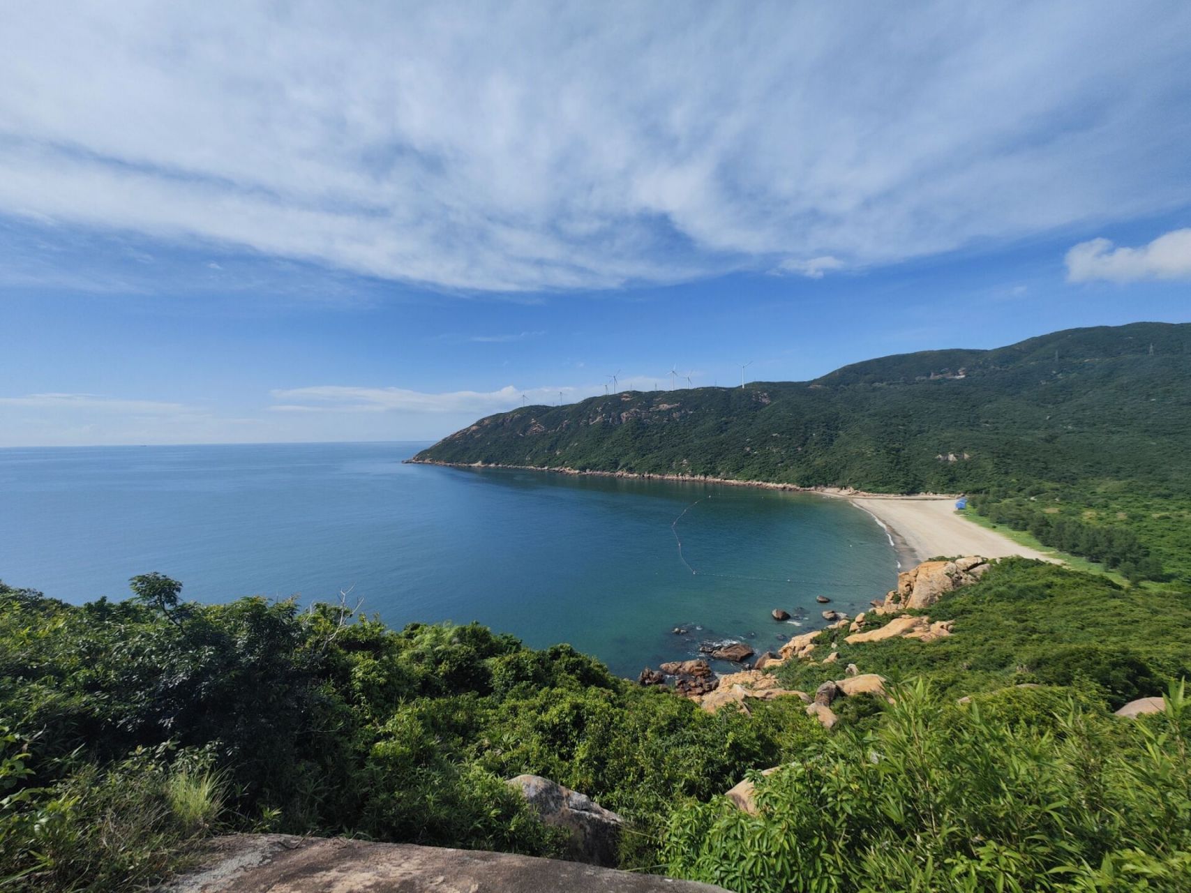 徒步看海秘境小三浪 78没想到在珠海看到了比东南亚还蓝的海域,高栏