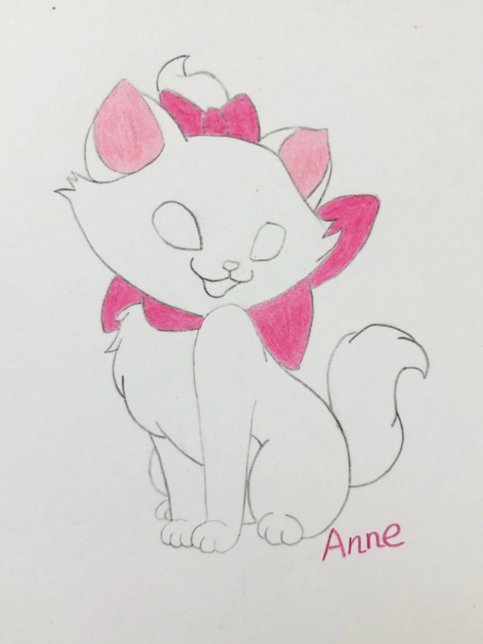 简笔画小猫咪 先画草图,画好彩铅勾线,再慢慢上色