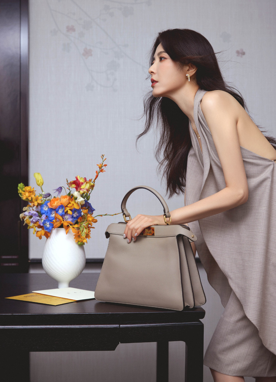 曾黎魅力写真组图