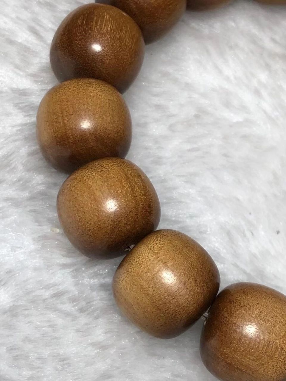 进来看看 印度迈索尔老山檀12*13mm老型桶珠,纯正的薄荷奶香味,堪比