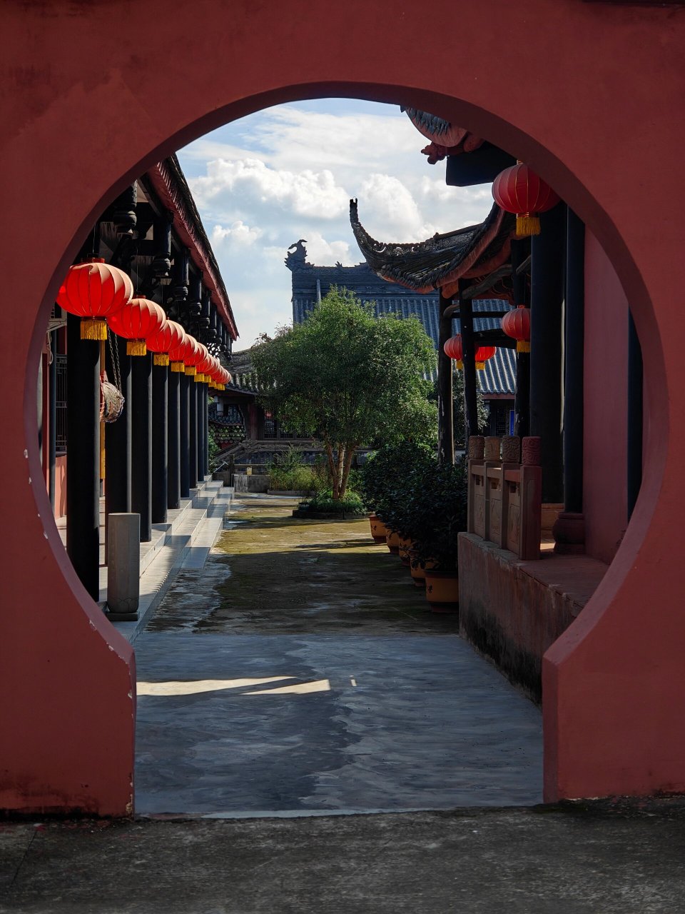 资中宁国寺丨来我的家乡玩一天 资中宁国寺简介 资中宁国寺始建于东汉