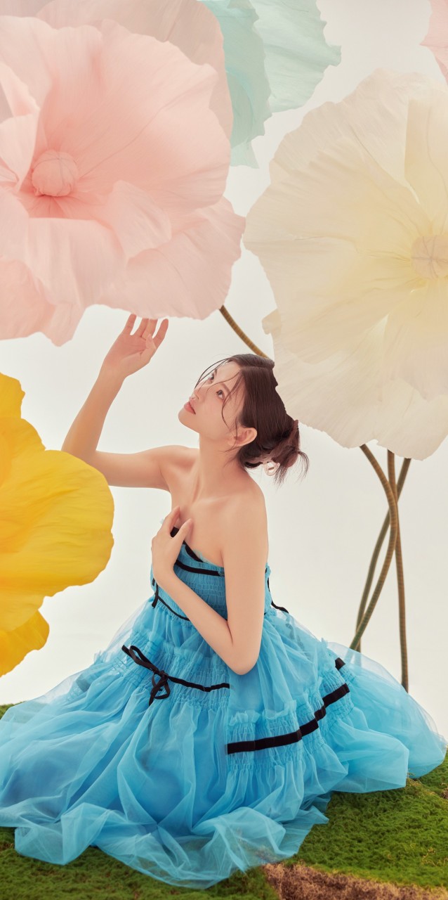 林思意春花烂漫写真壁纸组图