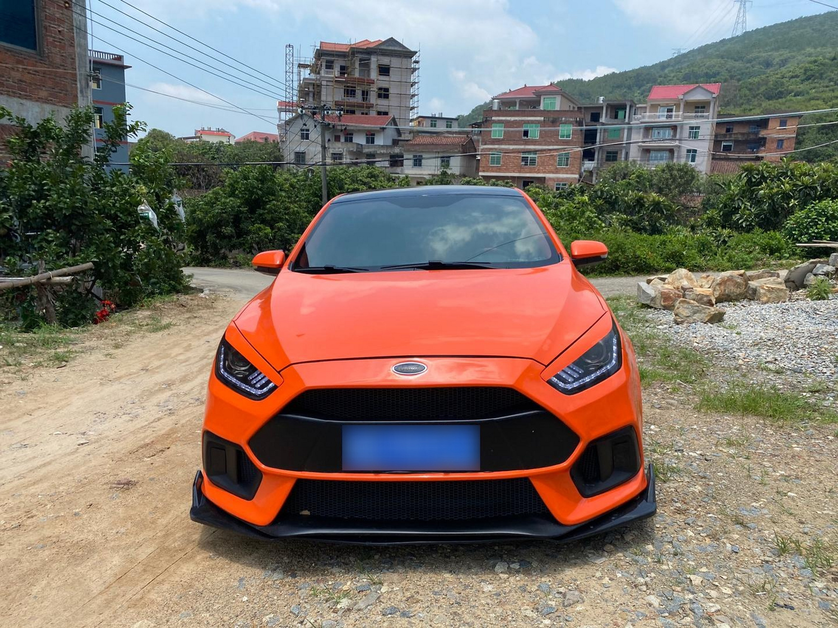 尊臣车品 福睿斯车身改色 福睿斯排气改装