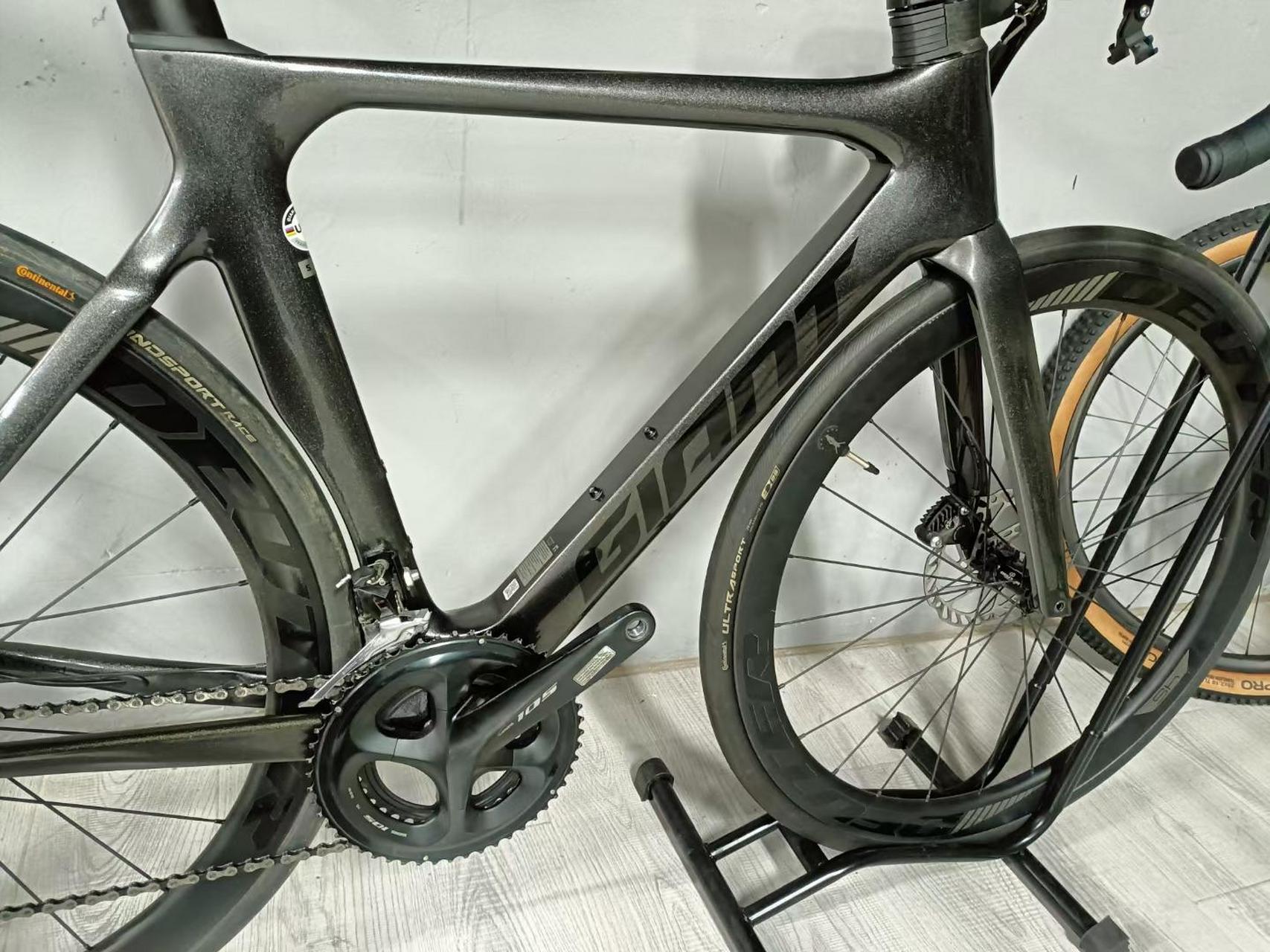 捷安特propel adv2 disc碳纤维公路车,9新以上,s码,22速油碟,禧玛诺