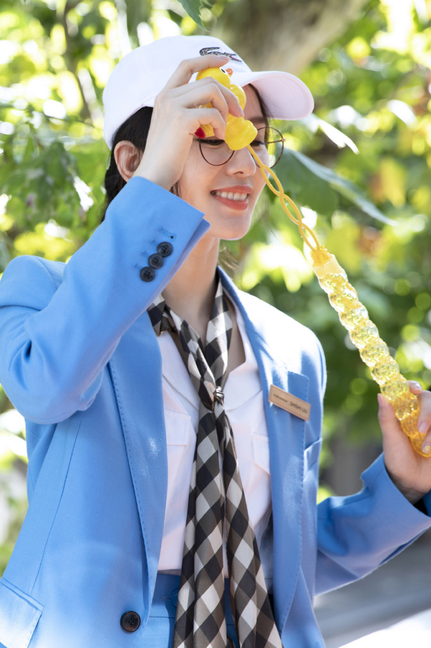 刘诗诗|蓝色西服优雅写真