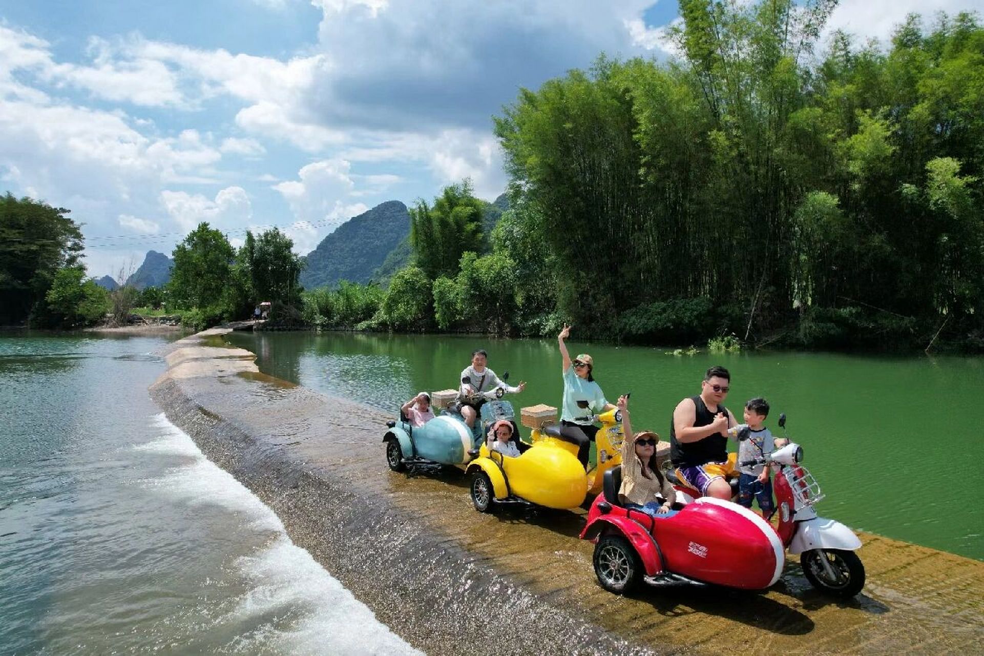 不用门票玩转阳朔遇龙河十里画廊|骑行|竹筏 桂林的精华在阳朔,阳朔的