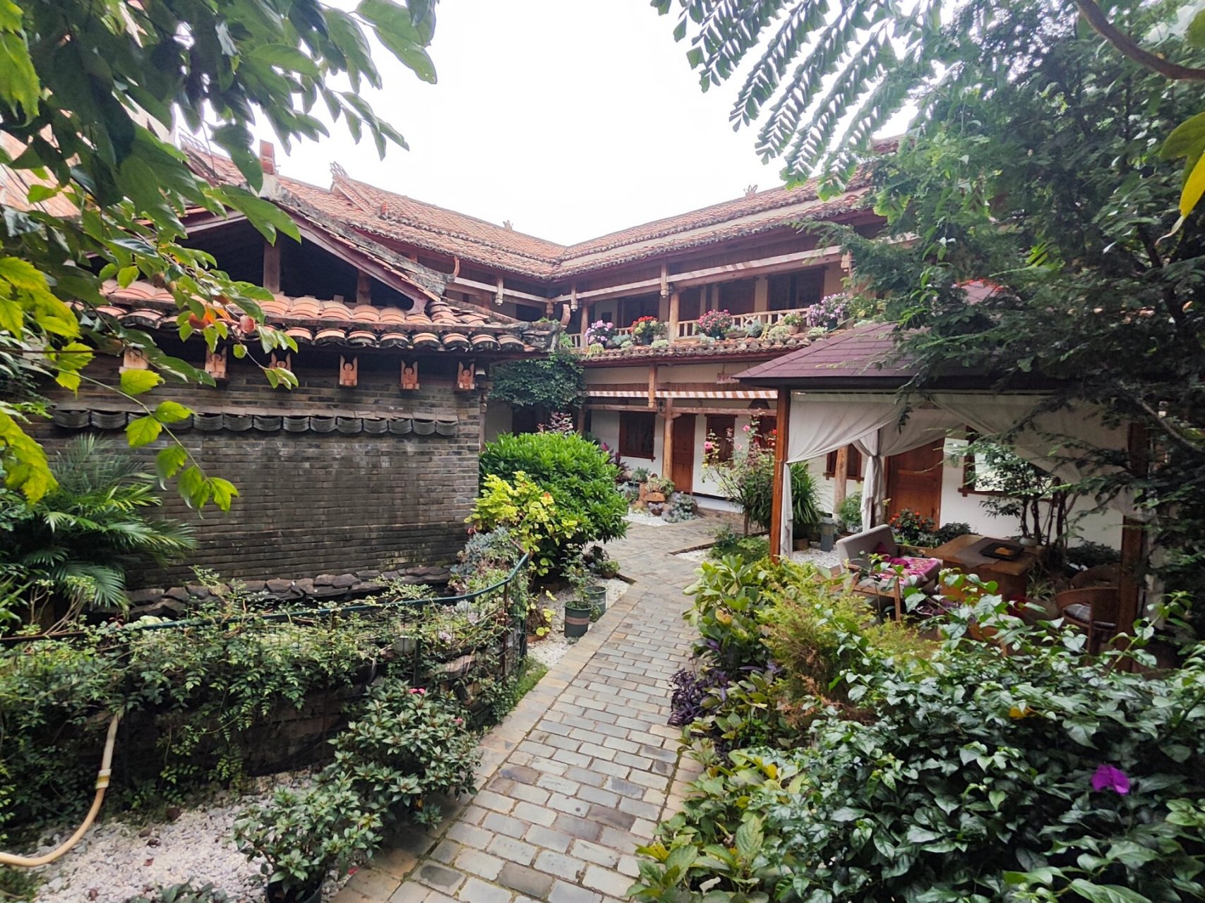 普者黑民宿——住宿篇 8月27日结束了我们的普者黑旅游,这个民宿是