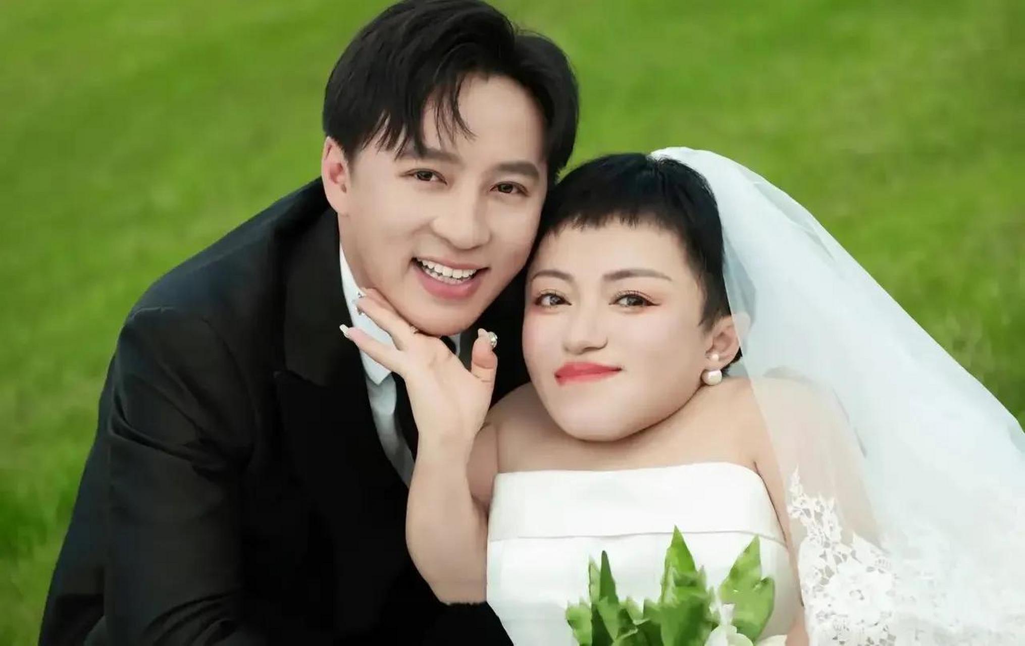 对于这件事,我是这么看的:  女,李喜梅,河南女首富,32岁,身高0.