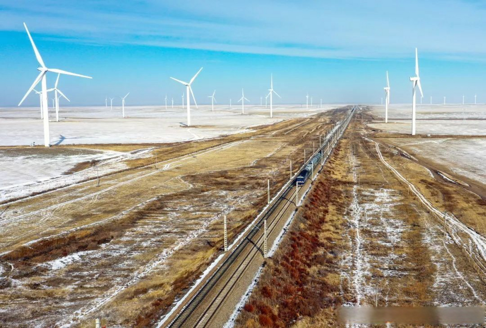 太锡铁路锡蓝段即将步入电气化时代】11月21日,随着57002次动态检测