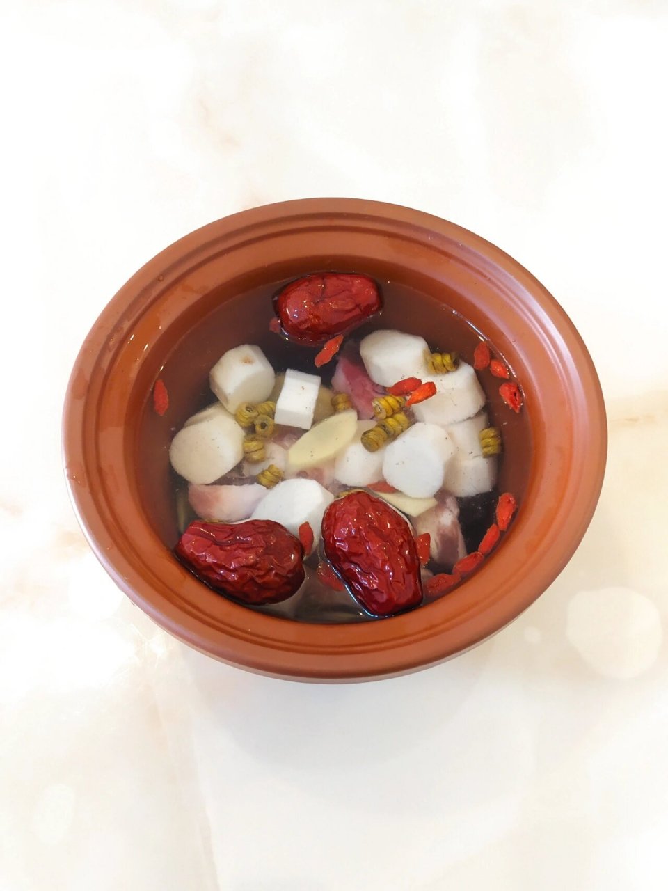 【养生篇】石斛山药排骨汤(全家滋补) 秋冬滋补养生汤,呵护全家好配方