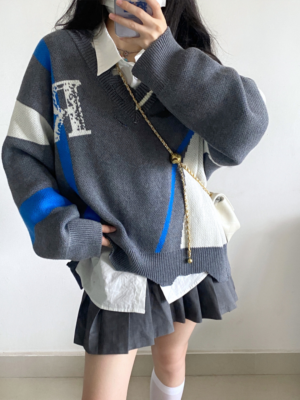 158/87 今天是蓝白灰组合搭配 很韩很学院!
