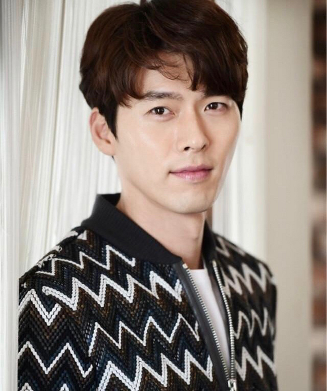 9693近日,韩国某网站进行了"十大男神"的投票,票选出网友心目中最