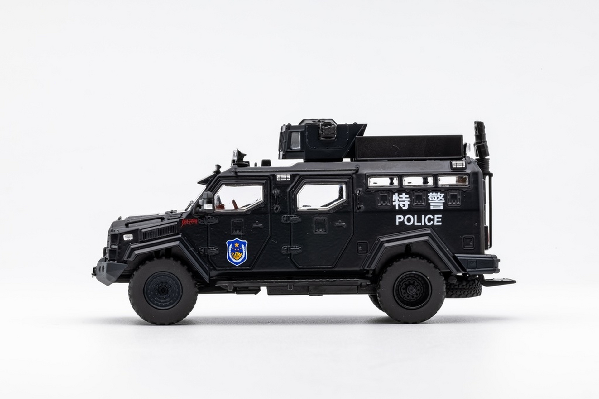 城市卫士,剑齿虎警用装甲车模型试玩!
