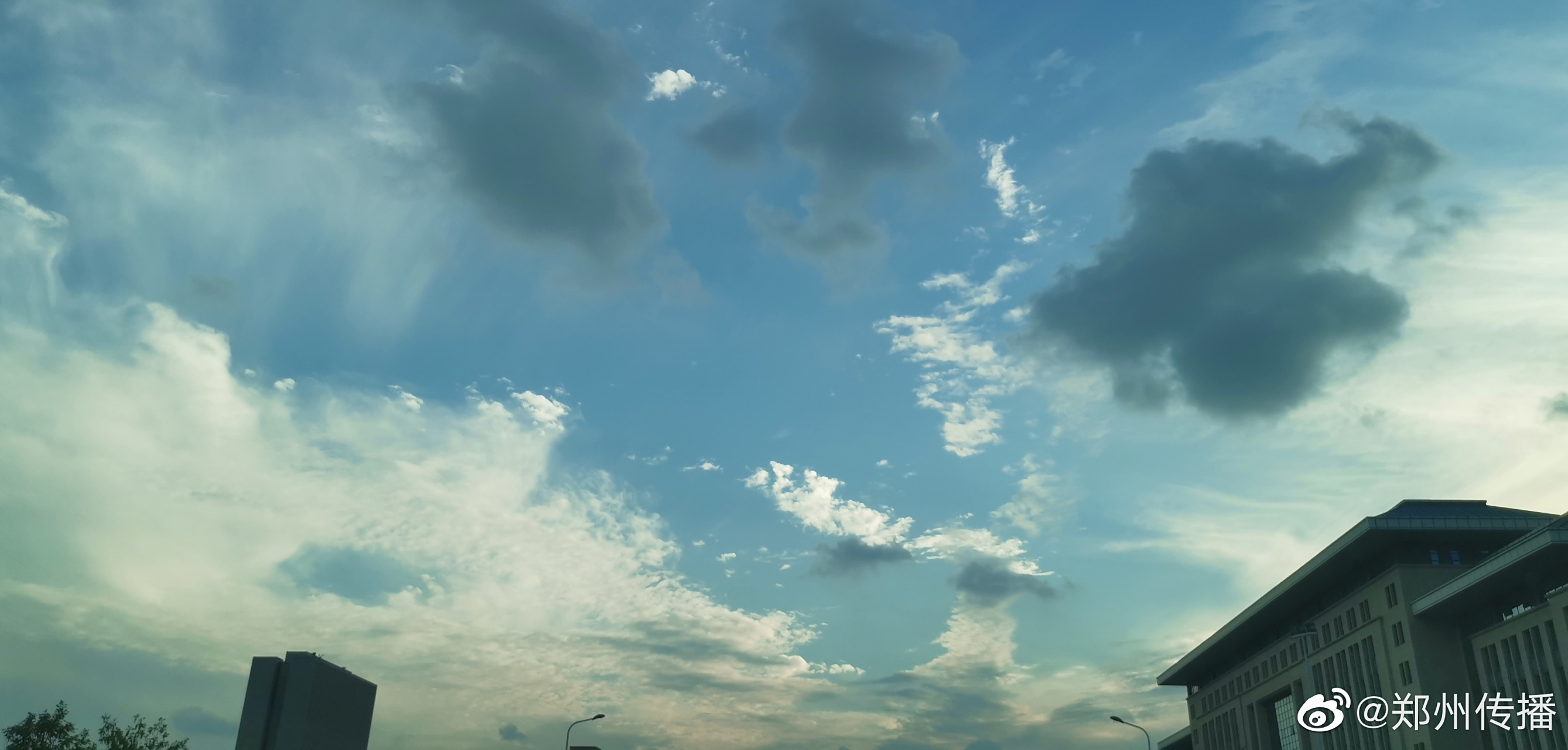 郑州"环地平弧天空之城"