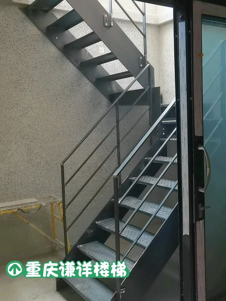 重庆室外钢楼梯