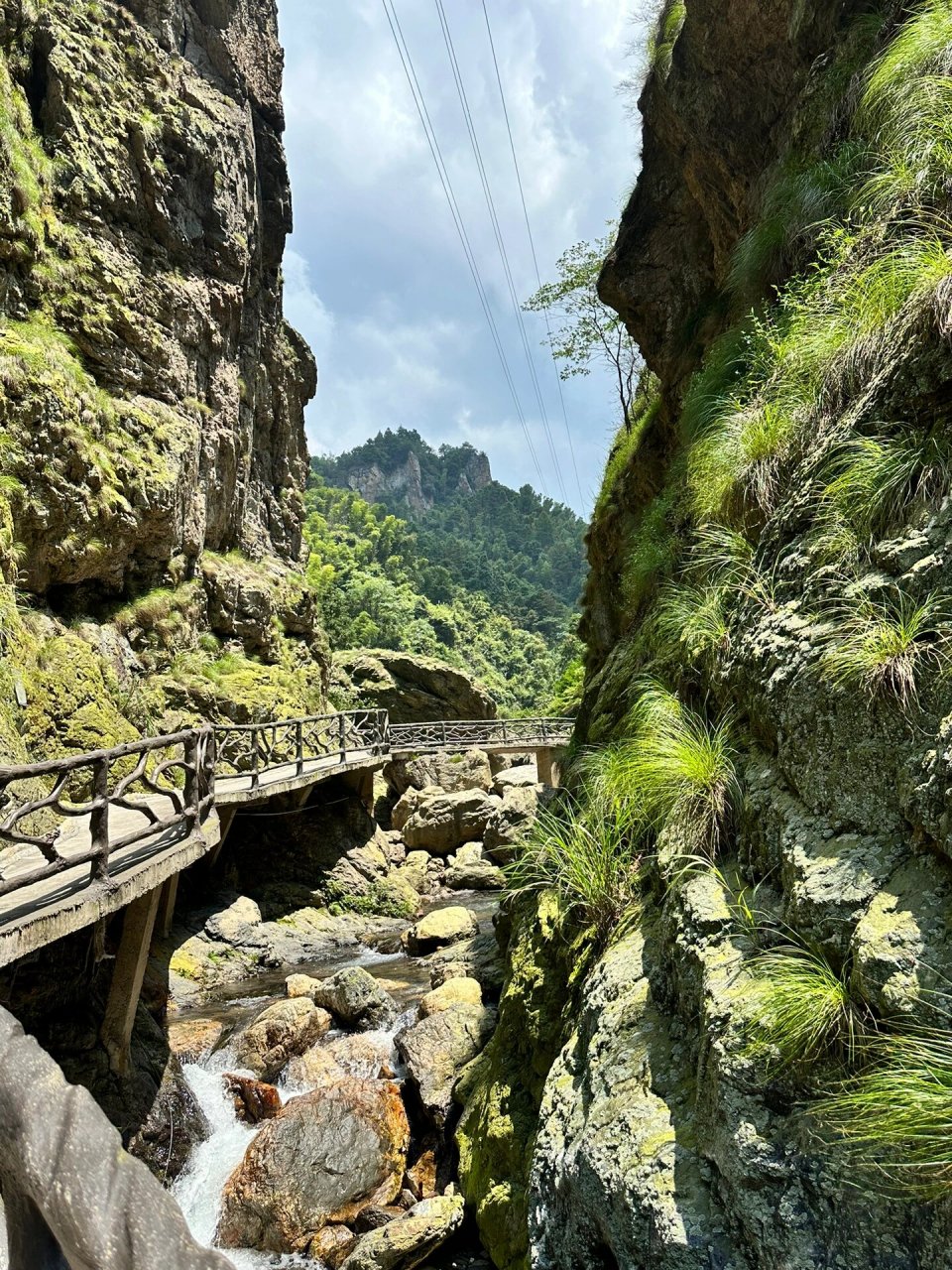 新邵白水洞风景区夏日避暑好去处9015 和好朋友约了好久终于实现