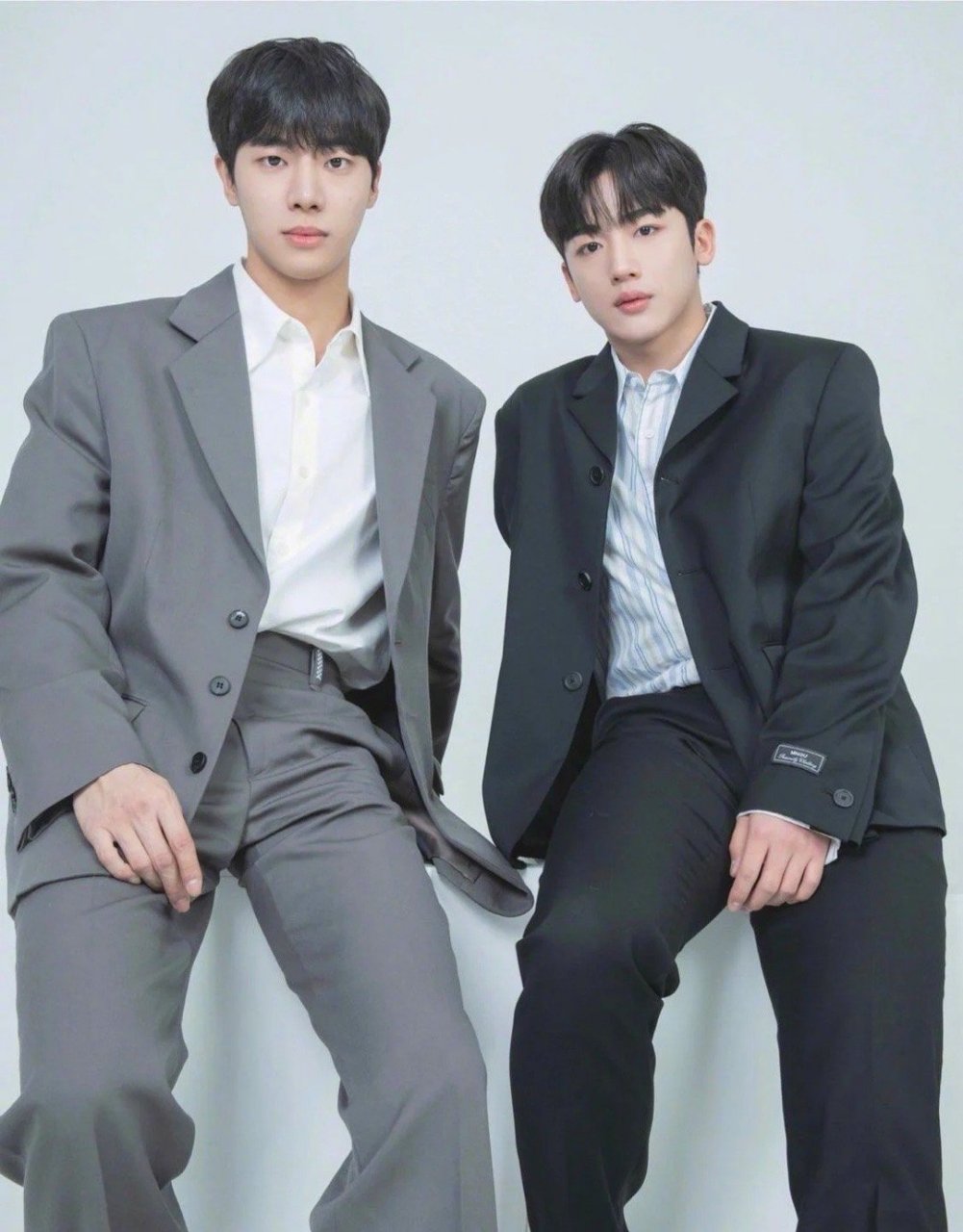 金曜汉##秋英宇# [微风]