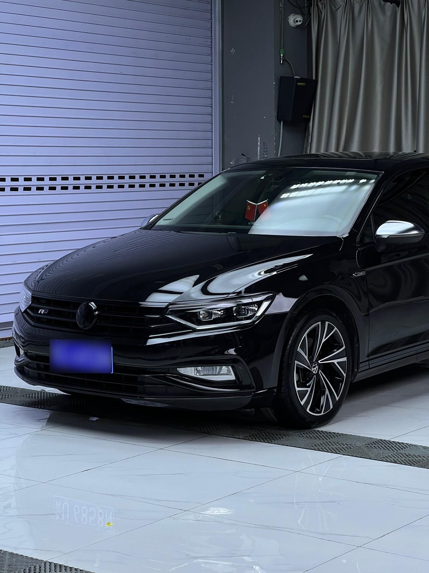 大众迈腾改黑武士