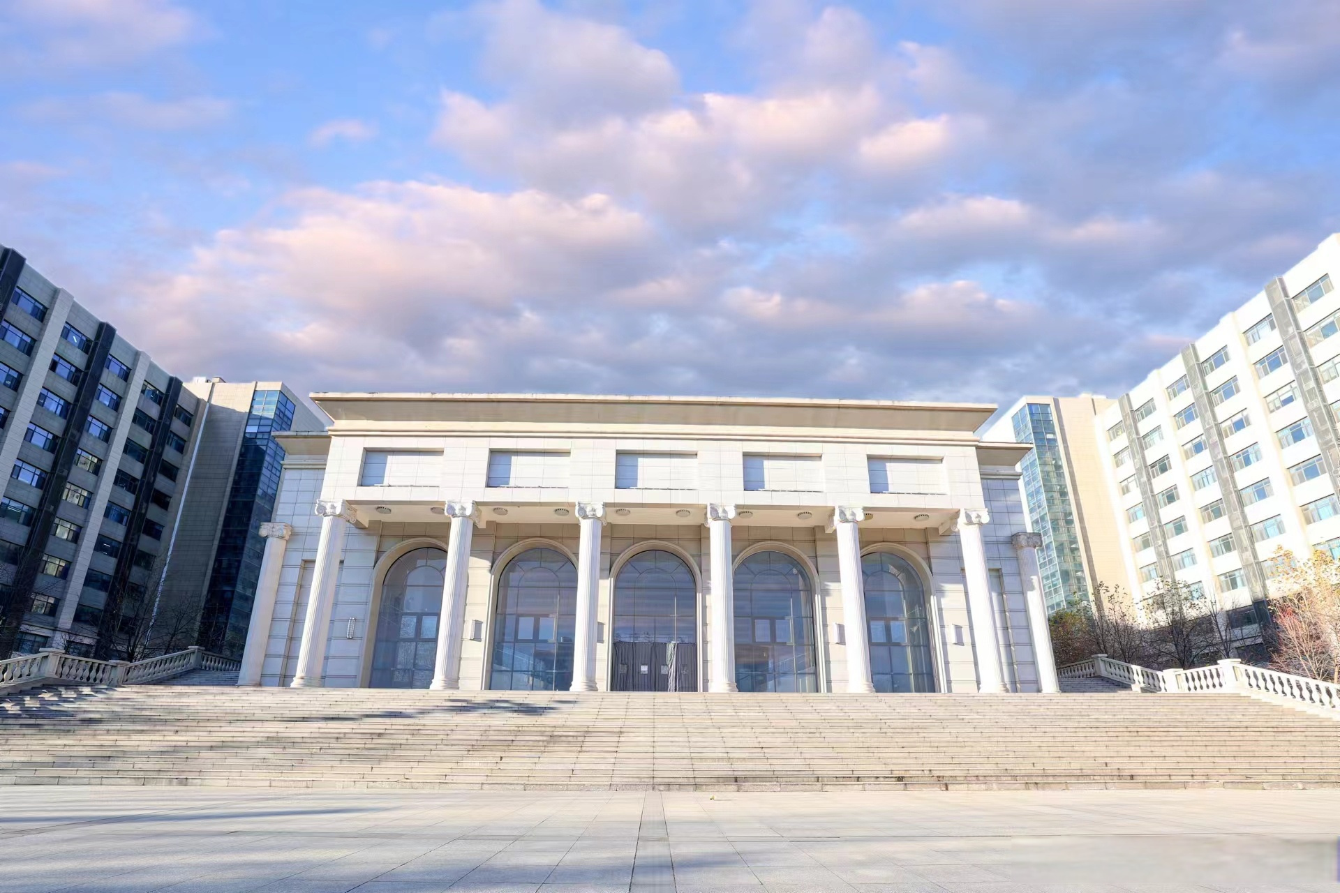 华北电力大学建校65周年# 薪火赓续,弦歌铮鸣; 巍巍学府,电力之光