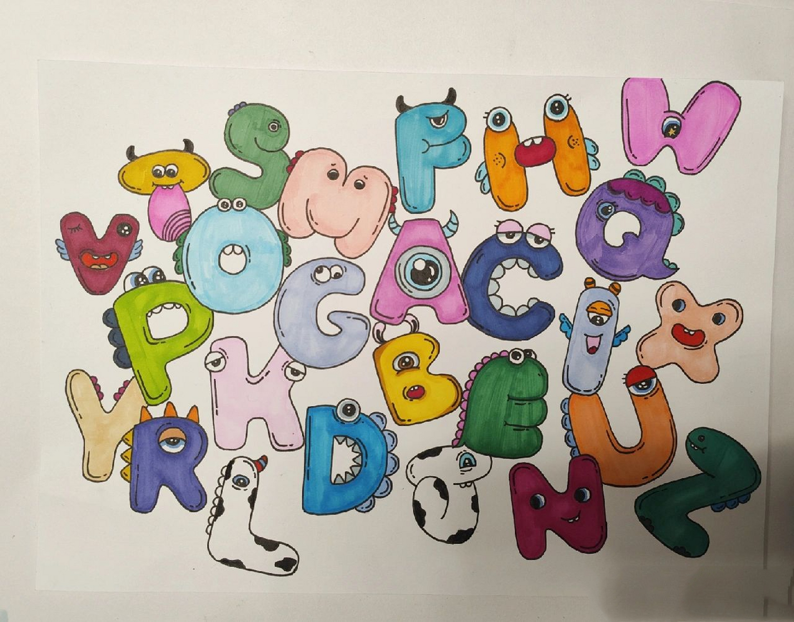 马克笔手绘‖字母创意画 字母原创 day爱画画(部分改动)