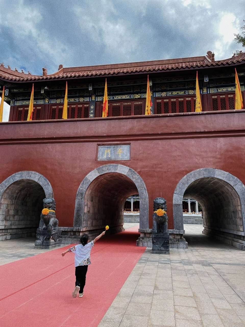 永州九嶷山舜帝陵 湖南旅游 | 亲子旅行徒步 舜帝陵位于永州宁远县,建