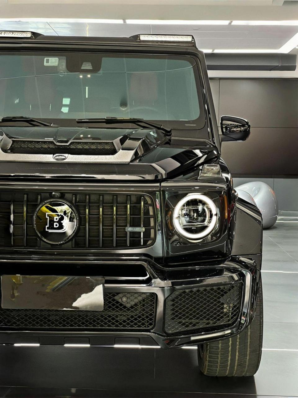 奔驰amg g63,这黑武士你受得了?