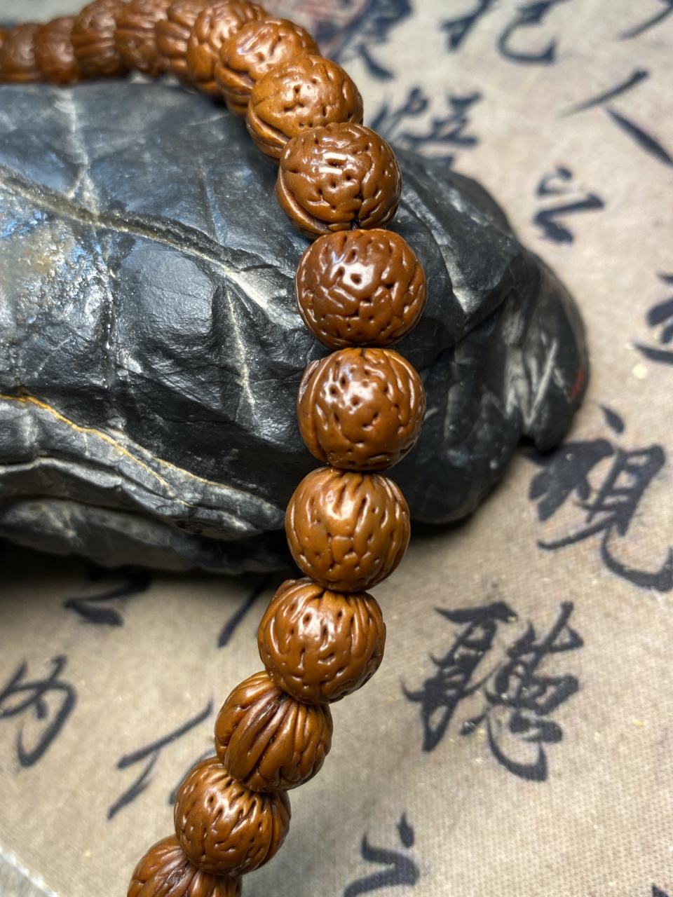 有多少人是因为桃核辟邪才喜欢桃核呀 我多少是有些迷信,从小就开始