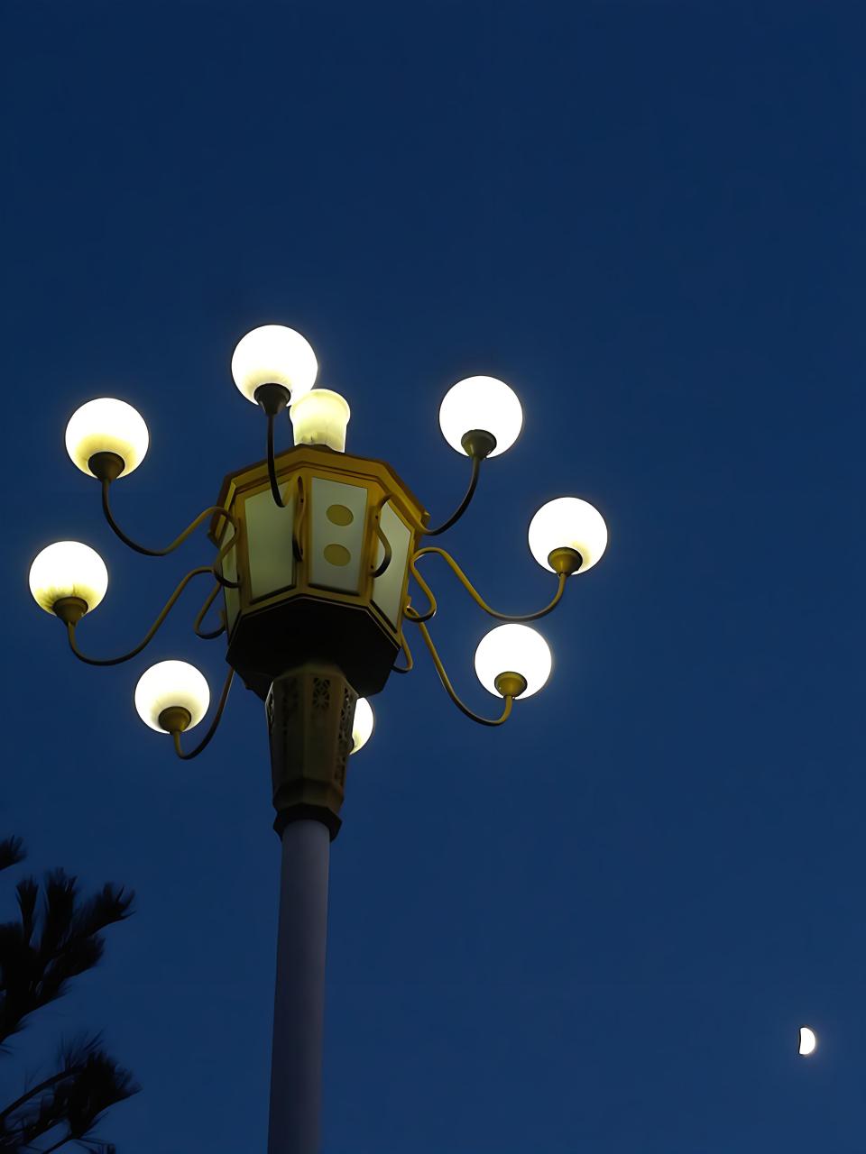 夜景路灯图片真实 05家人们,今天我要分享一组超真实的夜景路灯图片