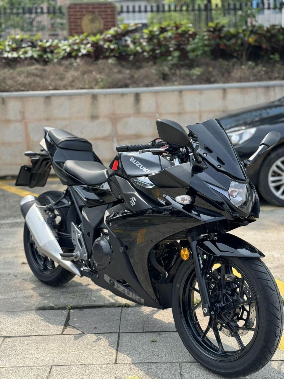 22年12月黑色02铃木gsx250r02二手02实表7300公里 成色细节完美