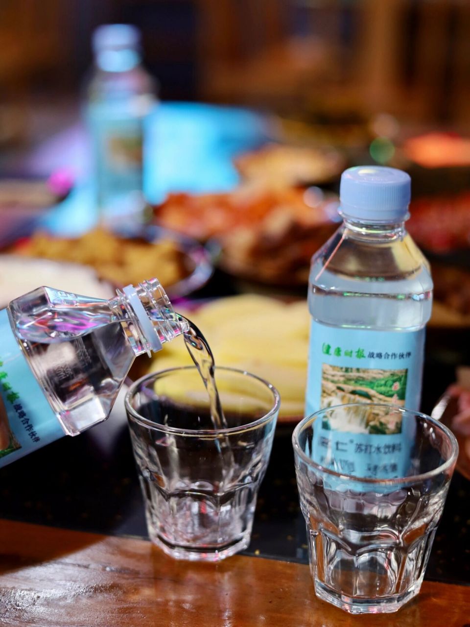 名仁苏打水原味无汽苏打水!日常出门我对饮水的要求很高!