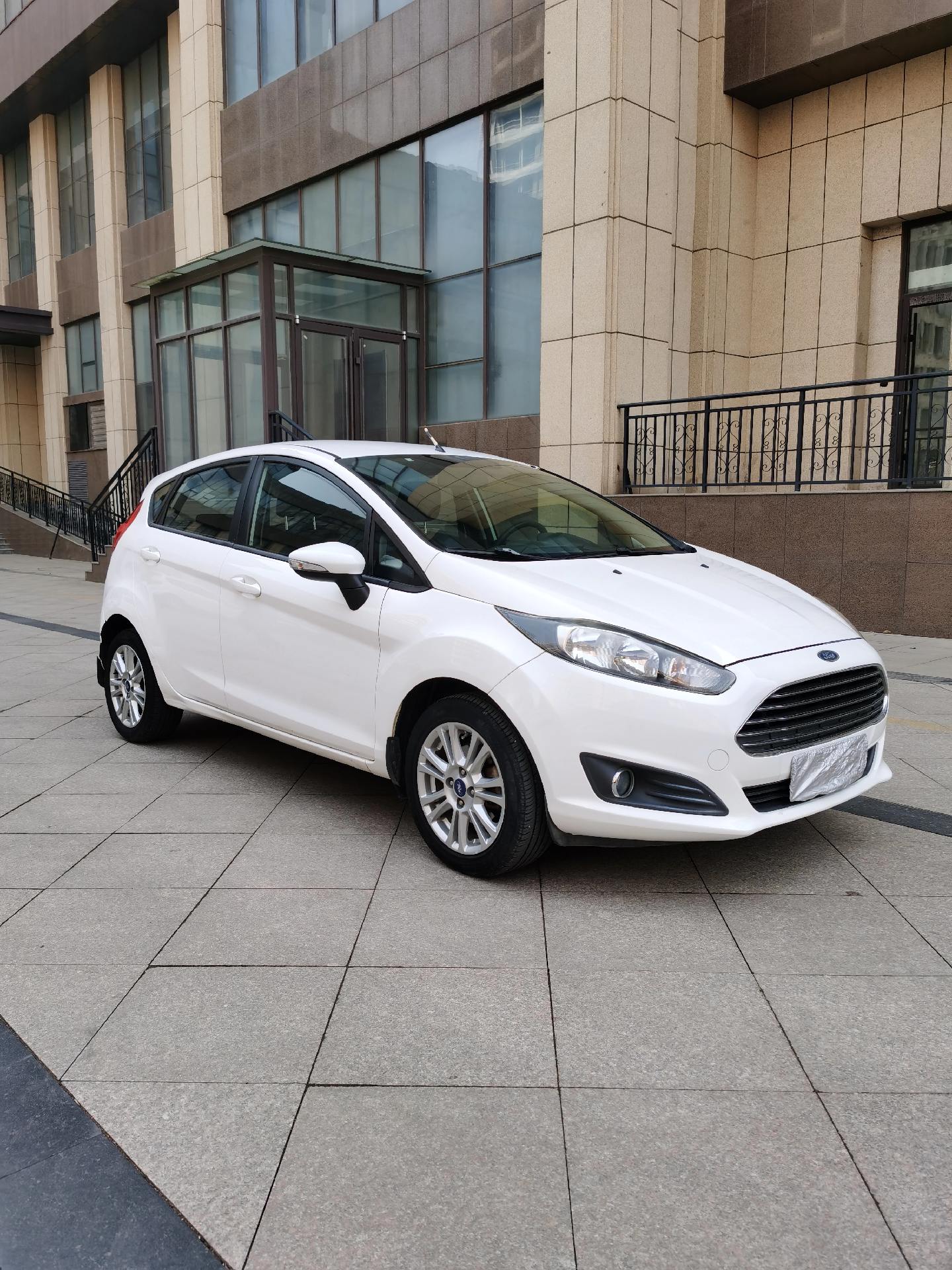 新到近14年新款福特嘉年华