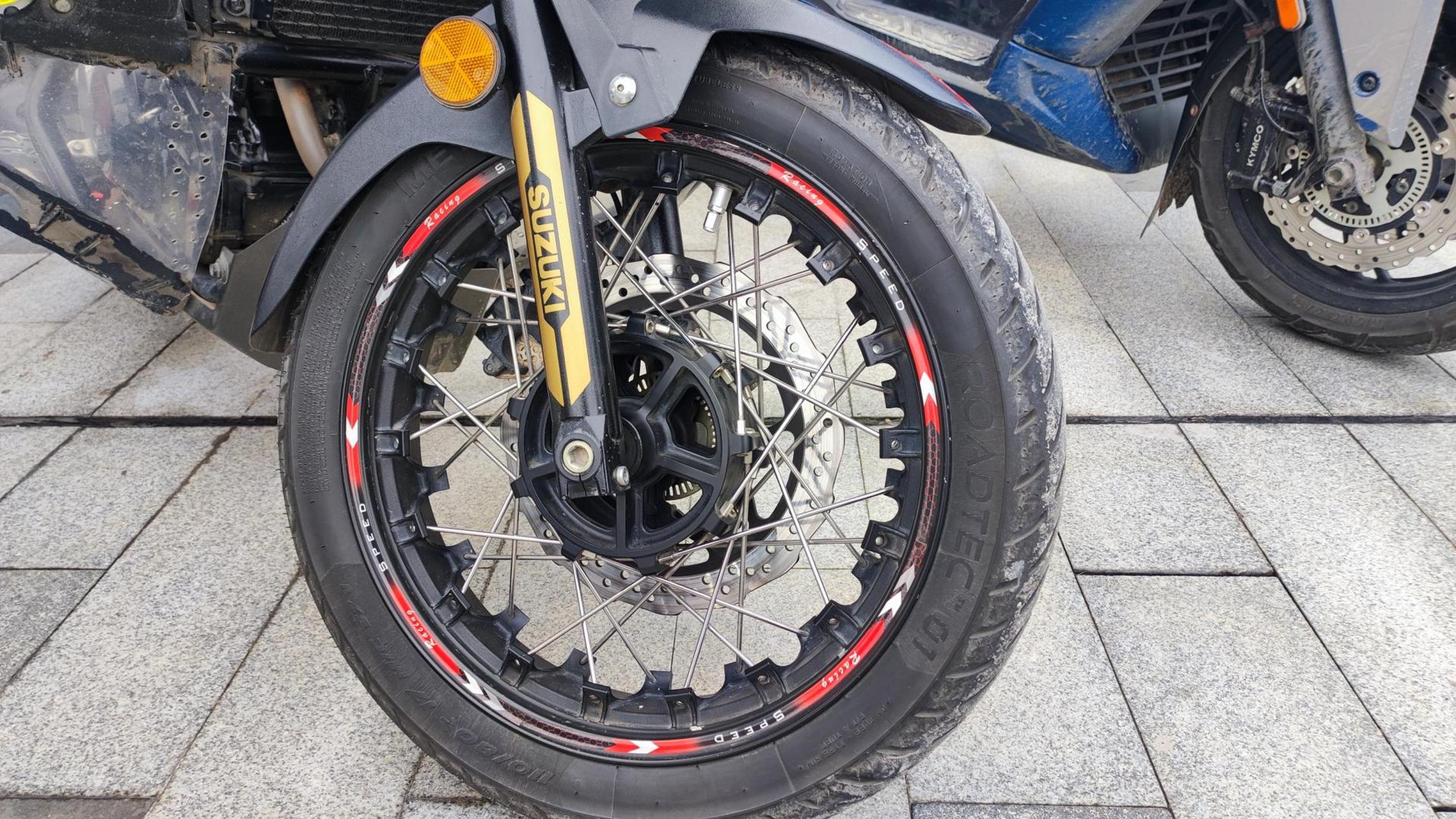 铃木dl250,改凯圣真空辐条轮毂