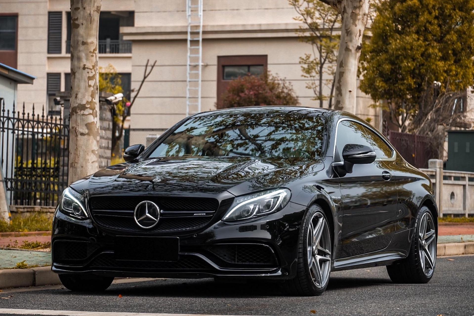 奔驰c63双门coupe  4.0t大v8