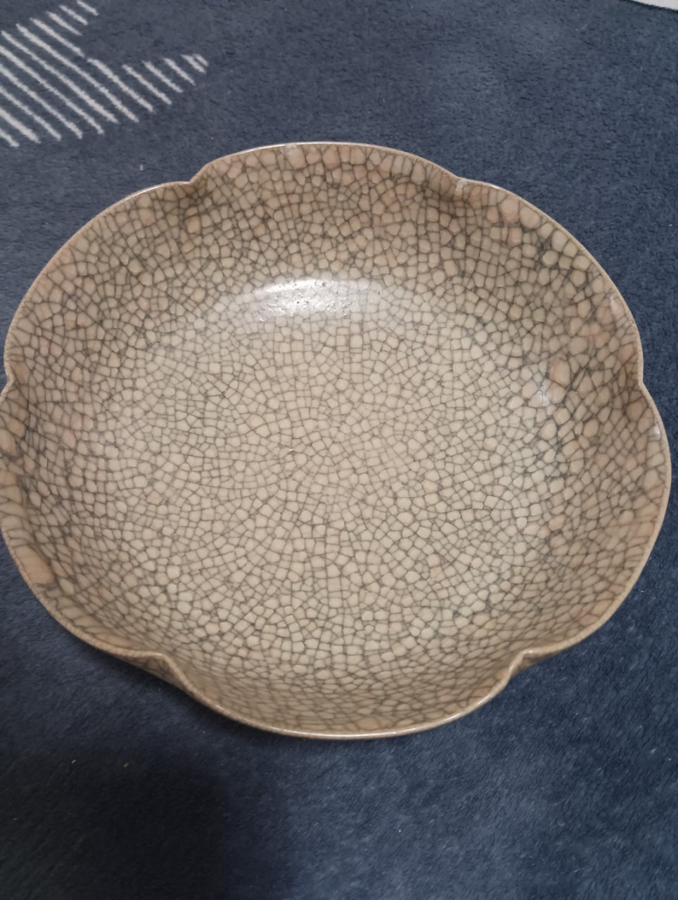 请你欣赏评价,宋哥窑百极碎葵花碗