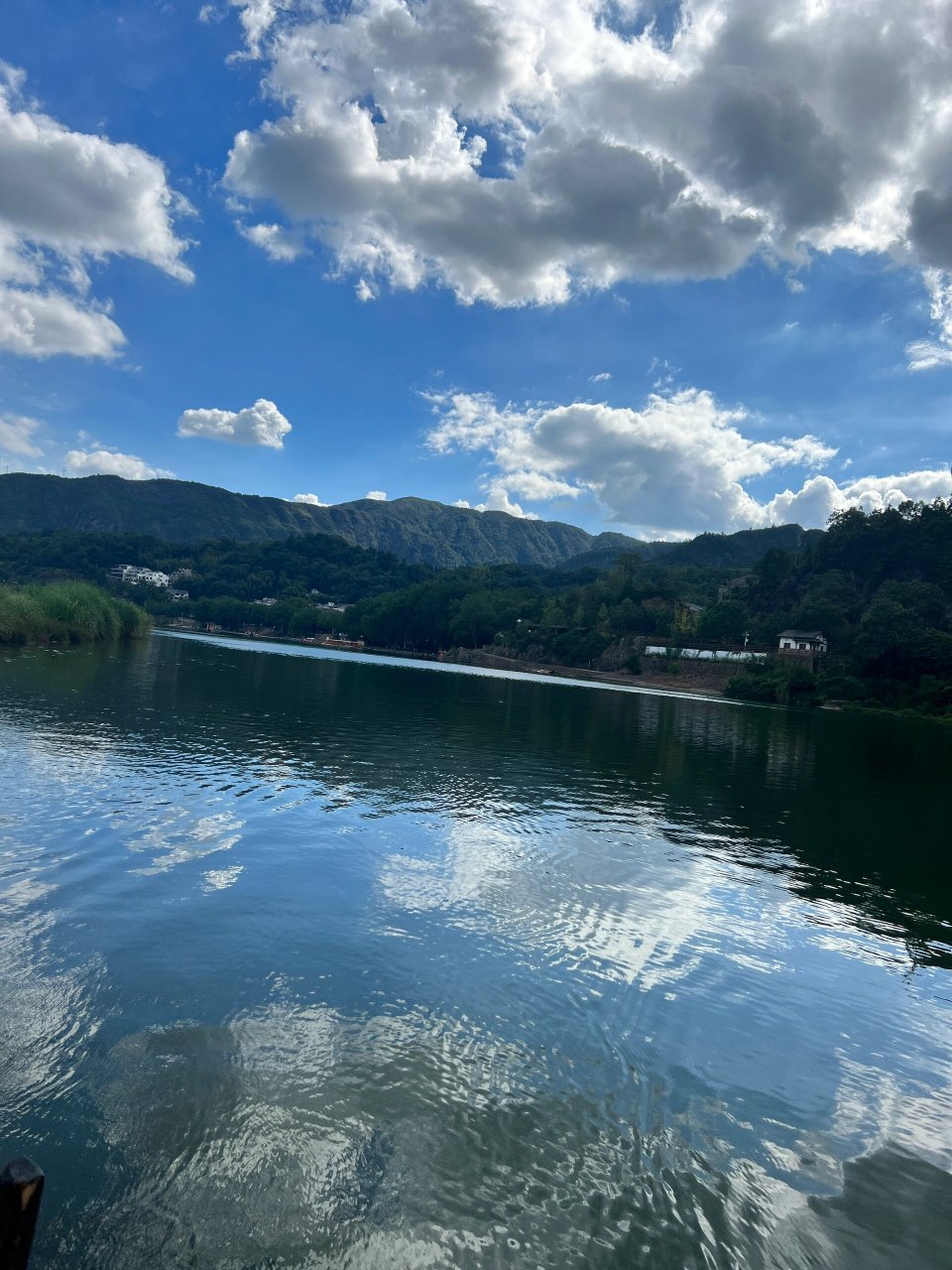 一早从霞浦市区住宿地出发,行车三个半小时到达楠溪江狮子岩景区,查看
