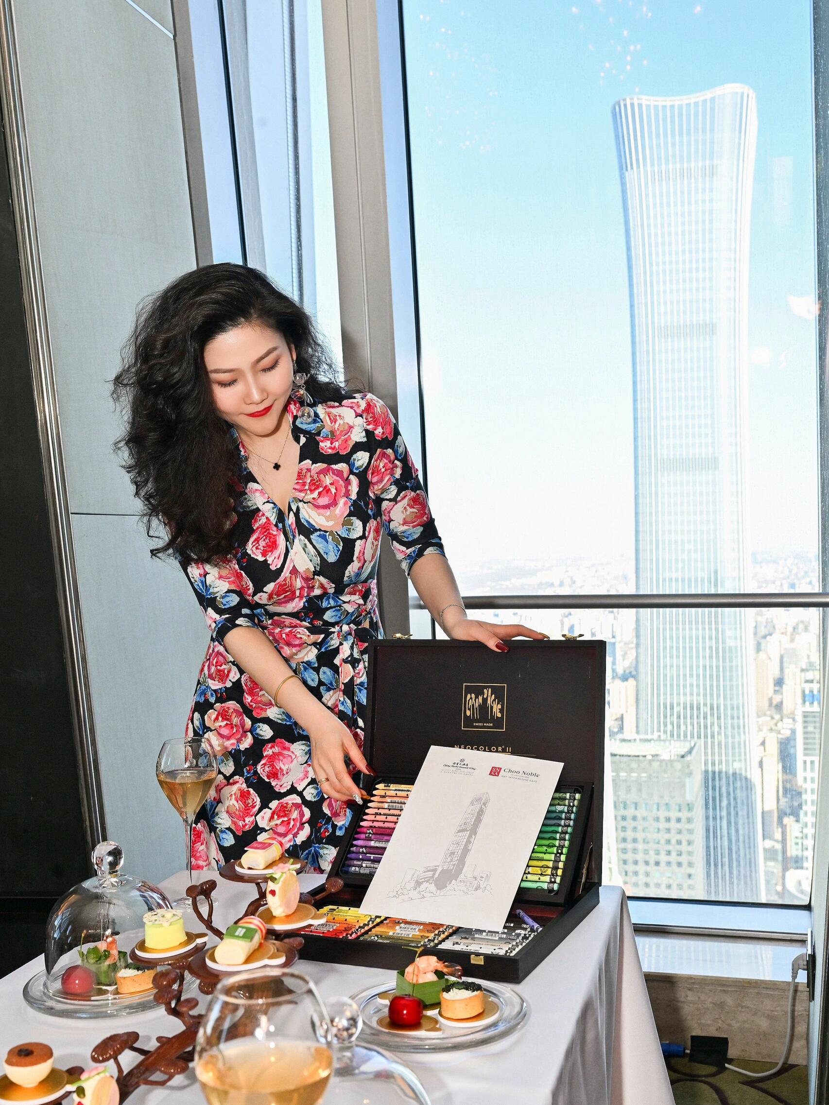 少生气,别较劲,多做喜欢的事情,及时调整心态