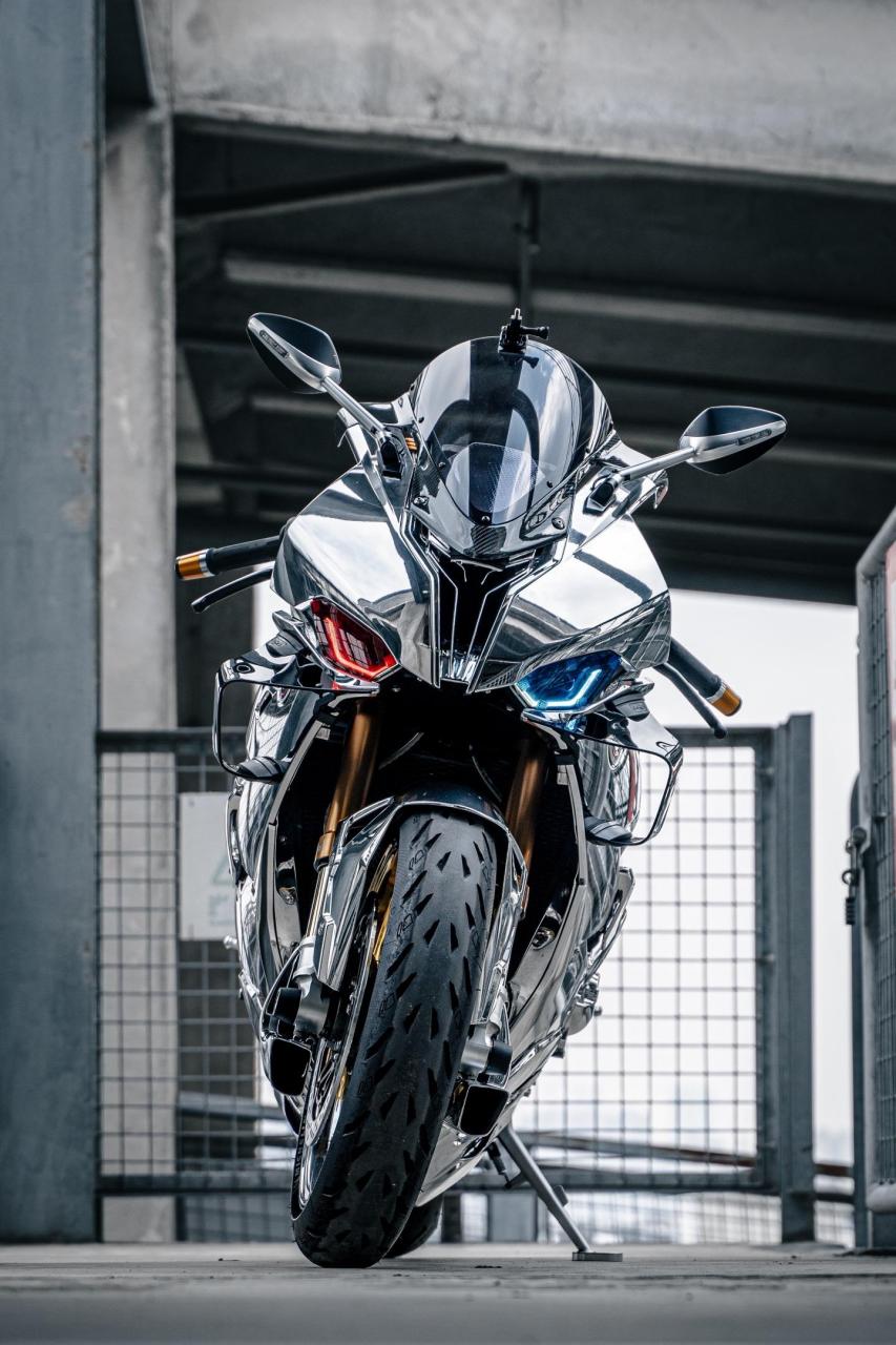史上最强重装工业风机车系列#宝马s1000rr #机车 #机车壁纸 #分享一张