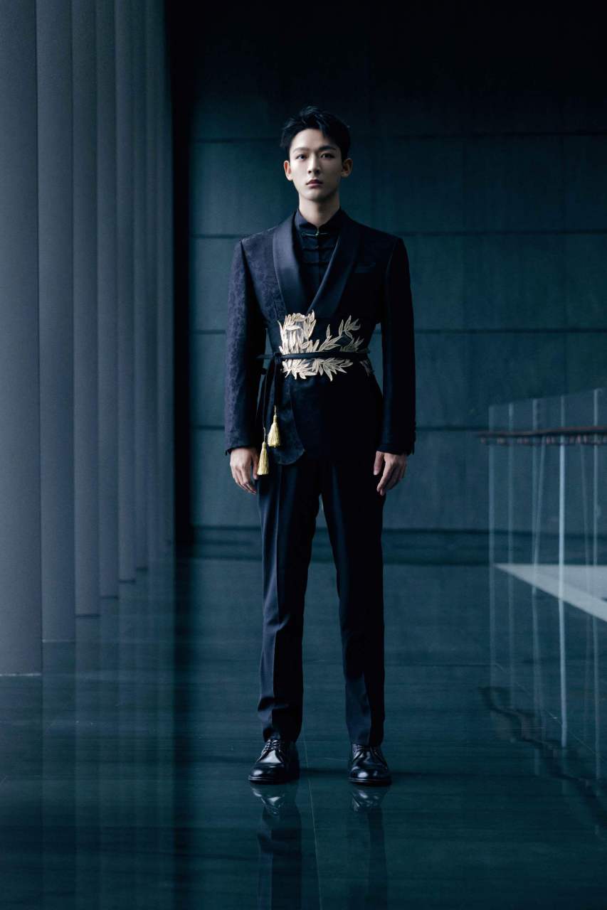 张晚意# 03 #你好星期六# 相思难却,尘尽光生,照破迷雾幻影,今晚现