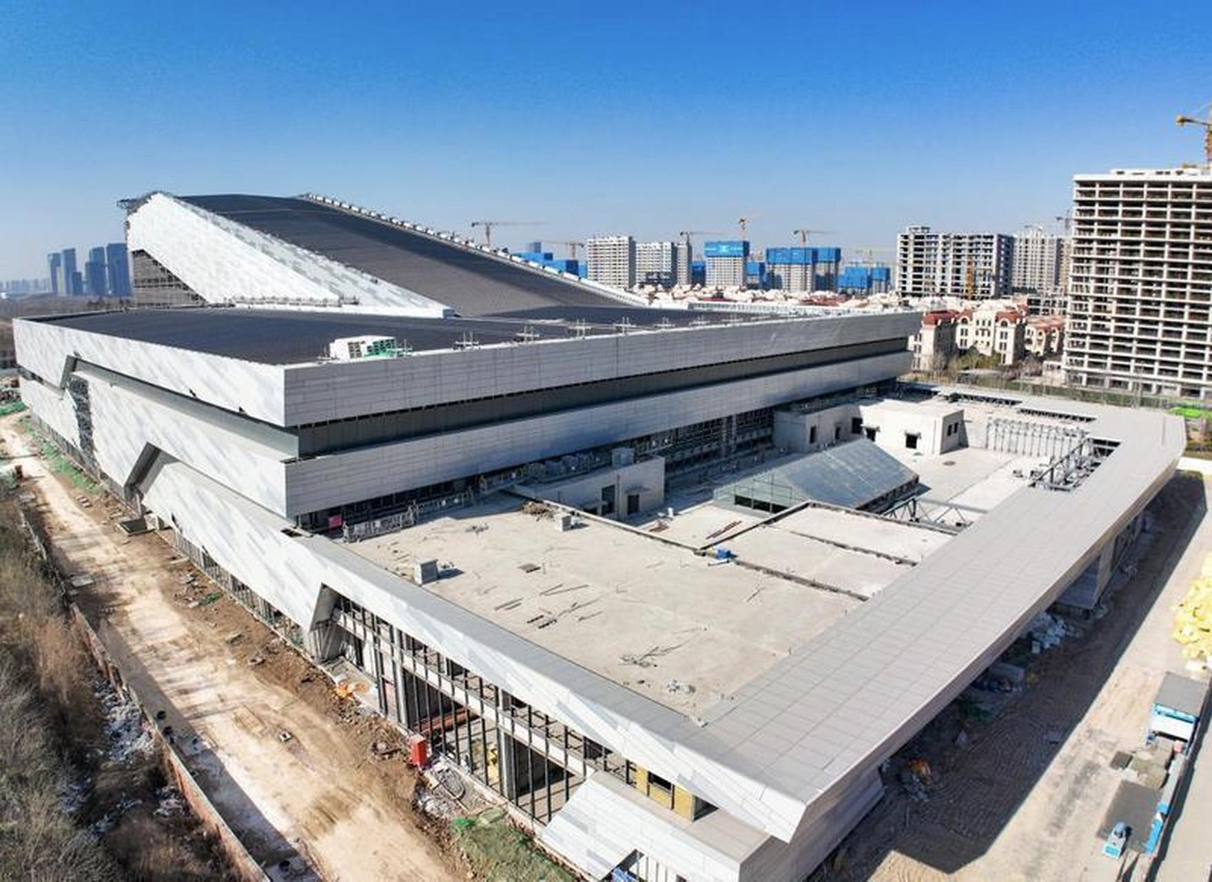 79西北地区规模最大的室内冰雪场馆——西安融创冰雪世界项目主体