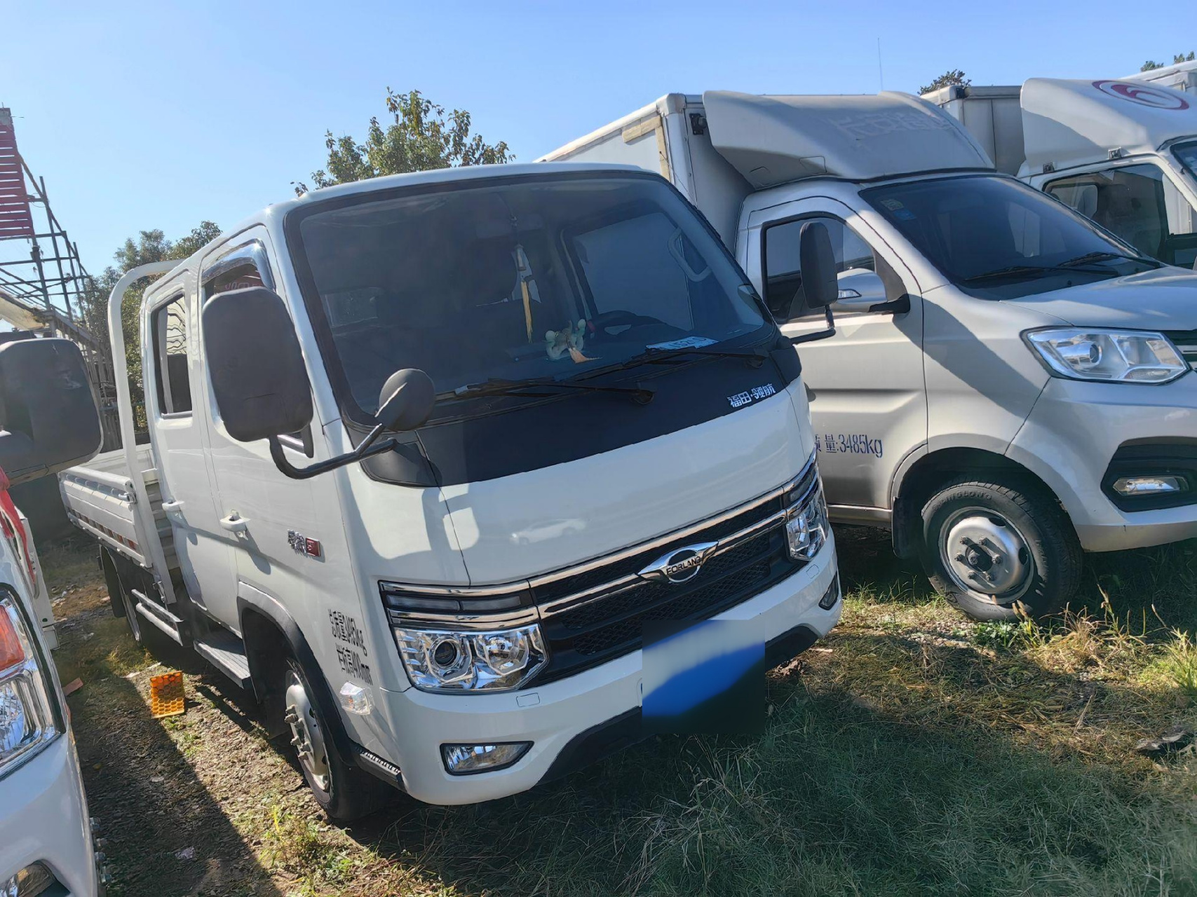 22年福田领航s1大双排厢货三米一,座椅带气囊,1.