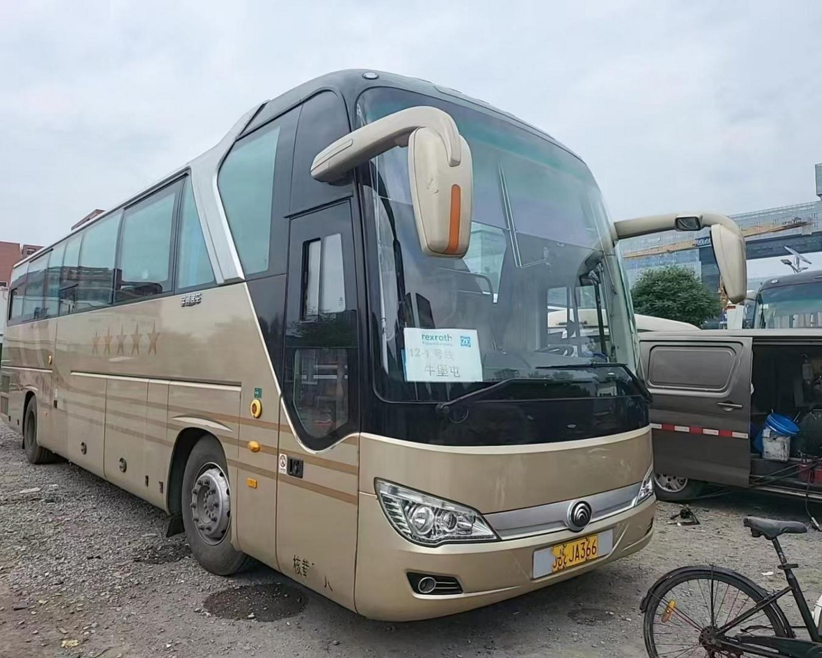 高一级 19年50座6122宇通