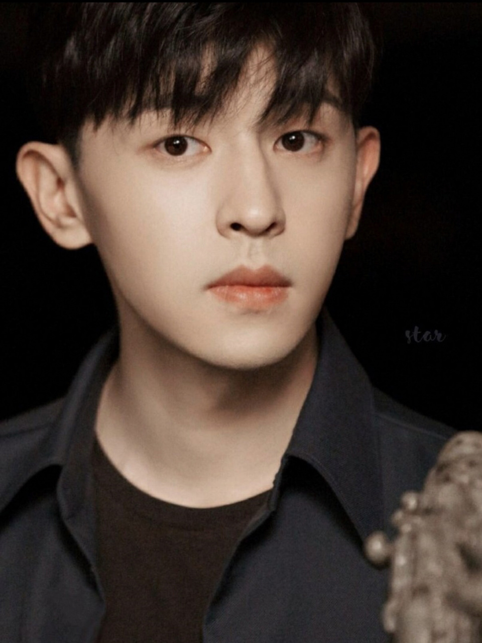 高清壁纸|邓伦出道九周年快乐98 最后两张可以做微信背景图 (最后一