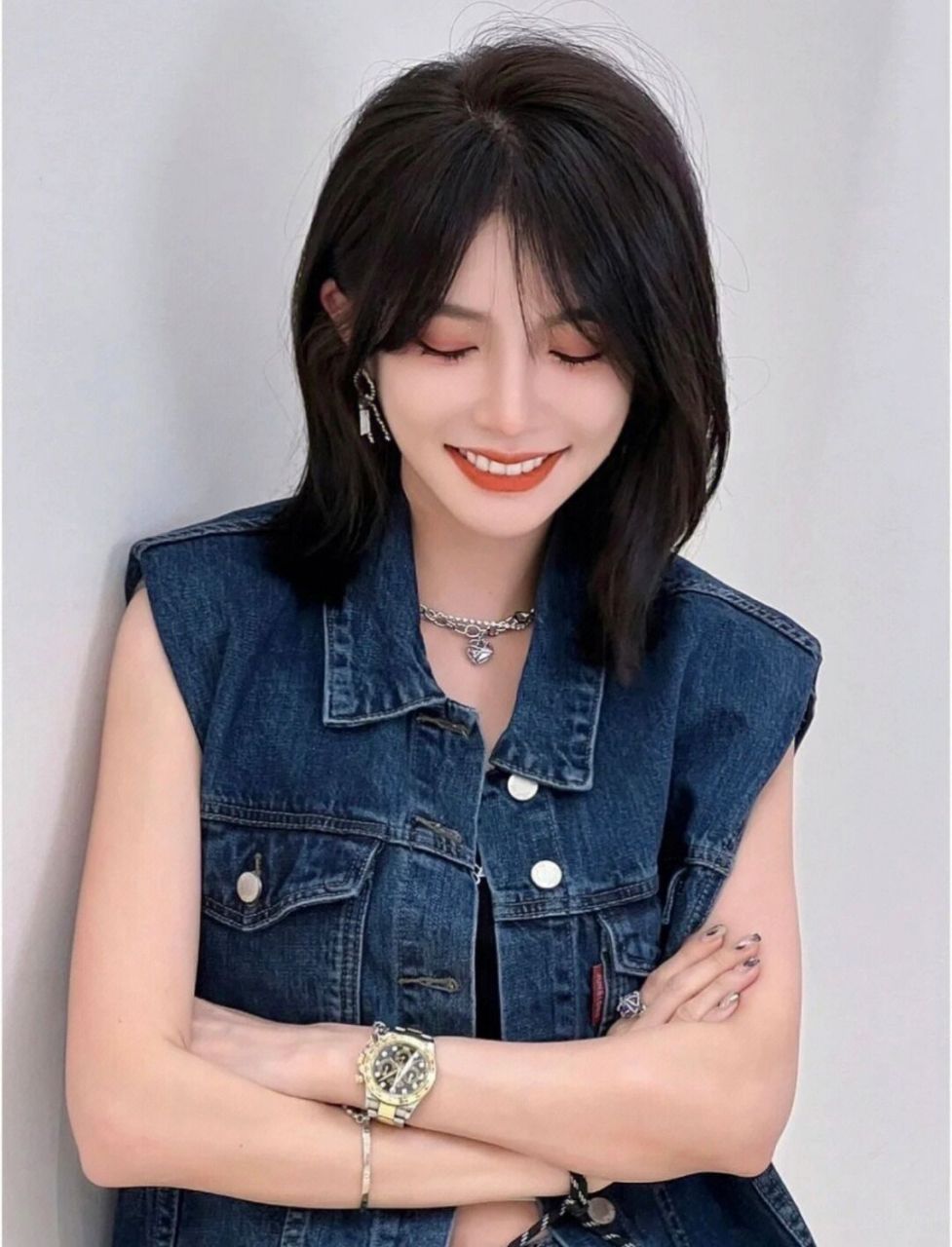 披肩发型推荐 超级减龄锁骨发 2022女生减龄锁骨发设计 ·2022年最新