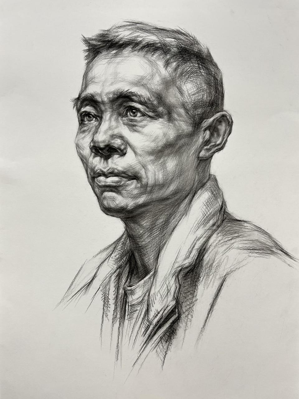 一张优秀的素描人像,我们除了要画出生动的人物形象,还要对其内部结构