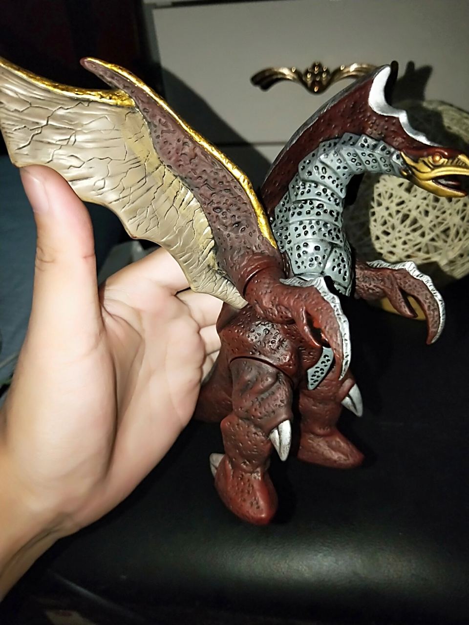 美尔巴 美尔巴,怪兽软胶重涂,初登场于迪加奥特曼里面的怪兽,万代正品