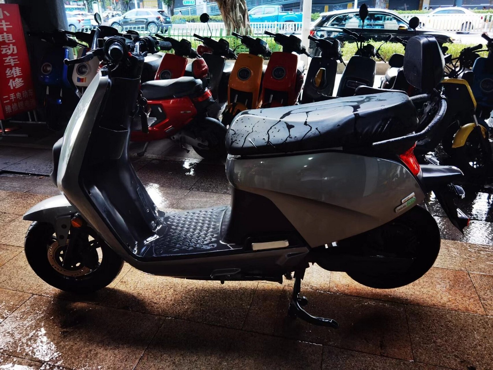 小牛g3 新到小牛g3b都市版.新换的锂电池.