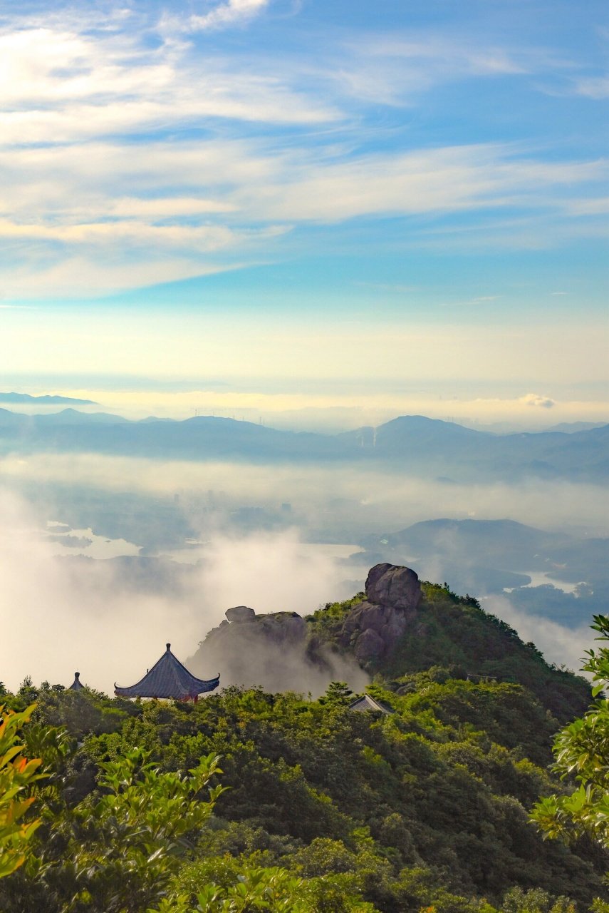 罗浮山飞云顶上 想看看大家相机里的爬山日出照片