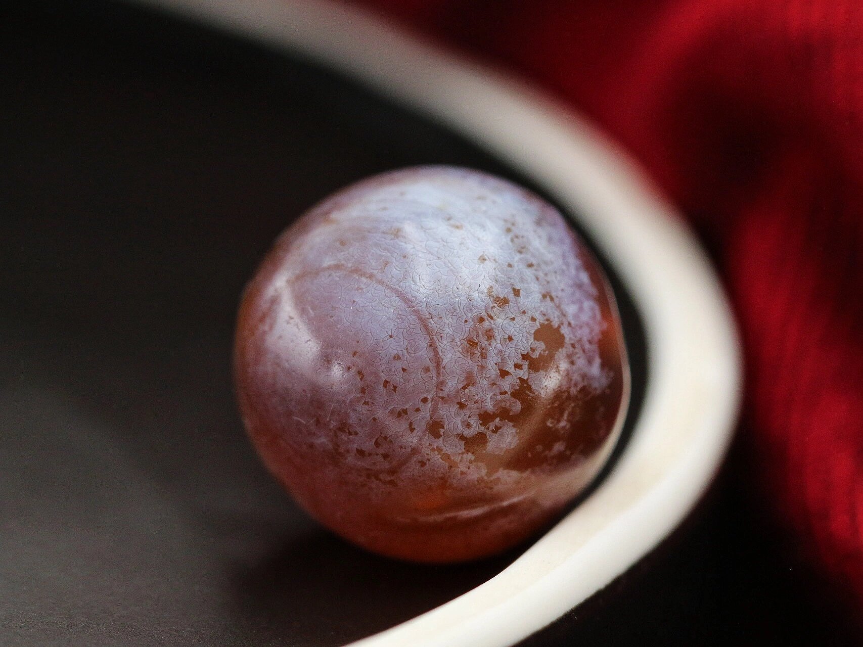 藏系传世唐球玛瑙大圆珠 藏系千年唐球玛瑙 圆珠精品20mm 细节如图!